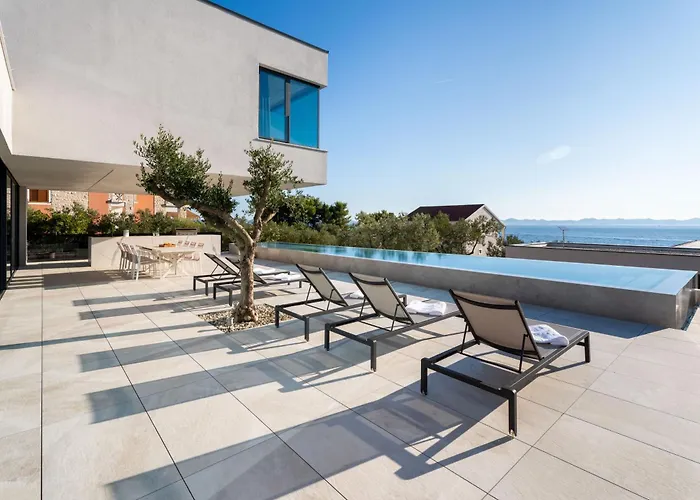 Villa Fux Eternity 2 Mit Pool In Pasman Zadar Ždrelac