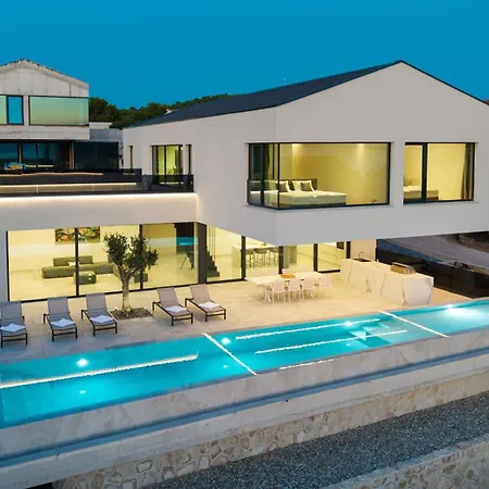 Fux Eternity 2 Mit Pool In Pasman Zadar * Ždrelac