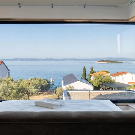 Fux Eternity 2 Mit Pool In Pasman Zadar *