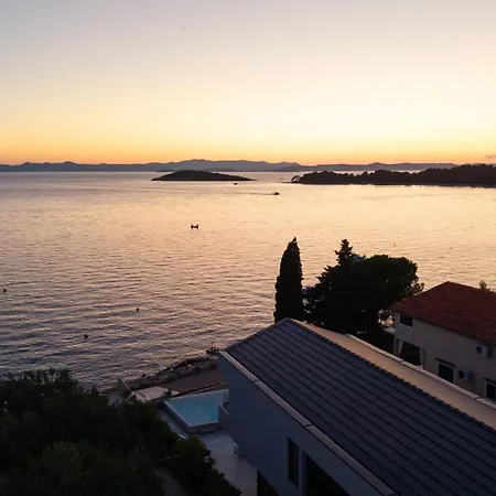 Fux Eternity 2 Mit Pool In Pasman Zadar 别墅