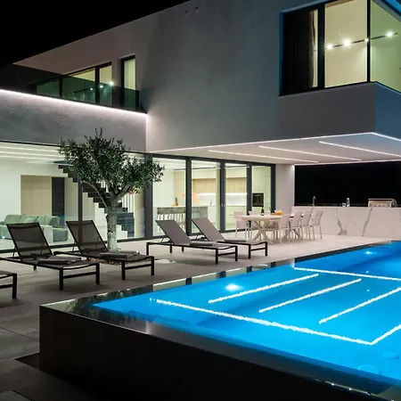 Villa Fux Eternity 2 Mit Pool In Pasman Zadar