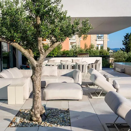 Villa Fux Eternity 2 Mit Pool In Pasman Zadar