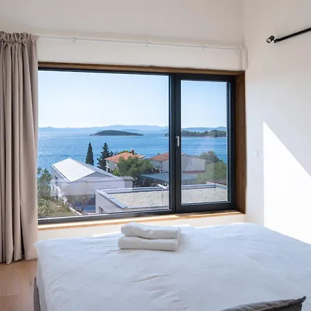 Fux Eternity 2 Mit Pool In Pasman Zadar Villa