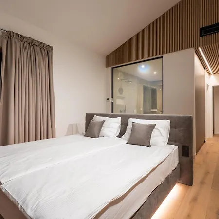 Fux Eternity 2 Mit Pool In Pasman Zadar *