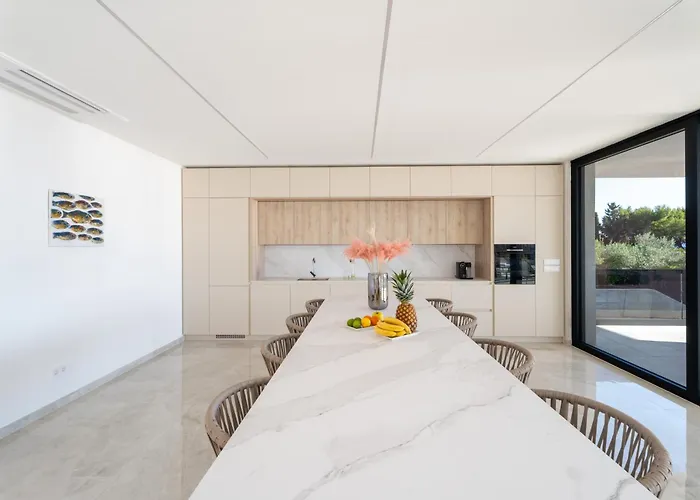 Fux Eternity 2 Mit Pool In Pasman Zadar Βίλα *